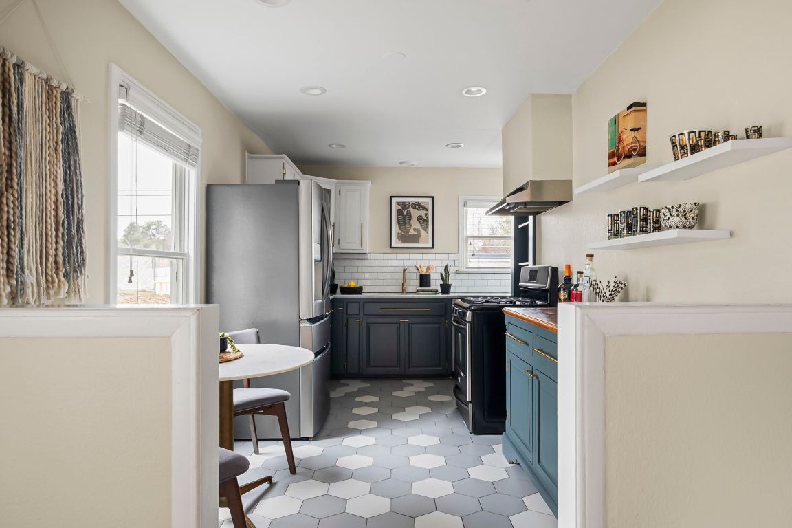5517 Avenue G A , Austin, TX, 78751 | 6172732 | Realty Texas LLC
