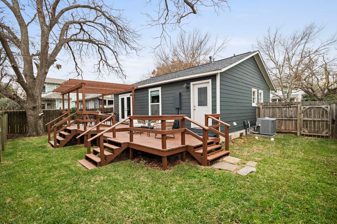 5517 Avenue G A , Austin, TX, 78751 | 6172732 | Realty Texas LLC