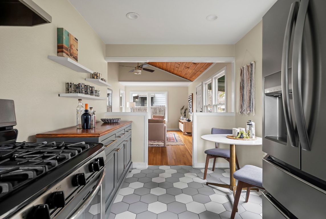 5517 Avenue G A , Austin, TX, 78751 | 6172732 | Realty Texas LLC