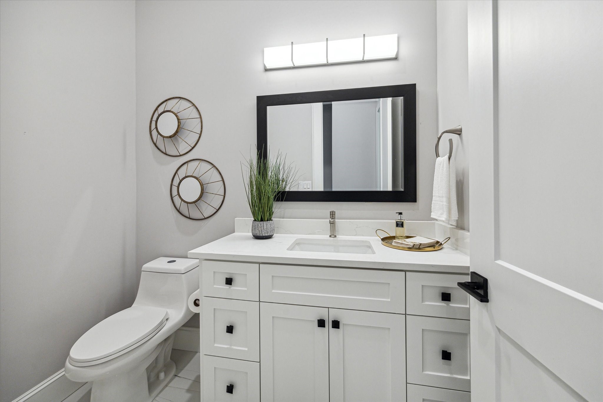 2065 Southgate Boulevard , Houston, TX, 77030 | 98186840 | Realty Texas LLC