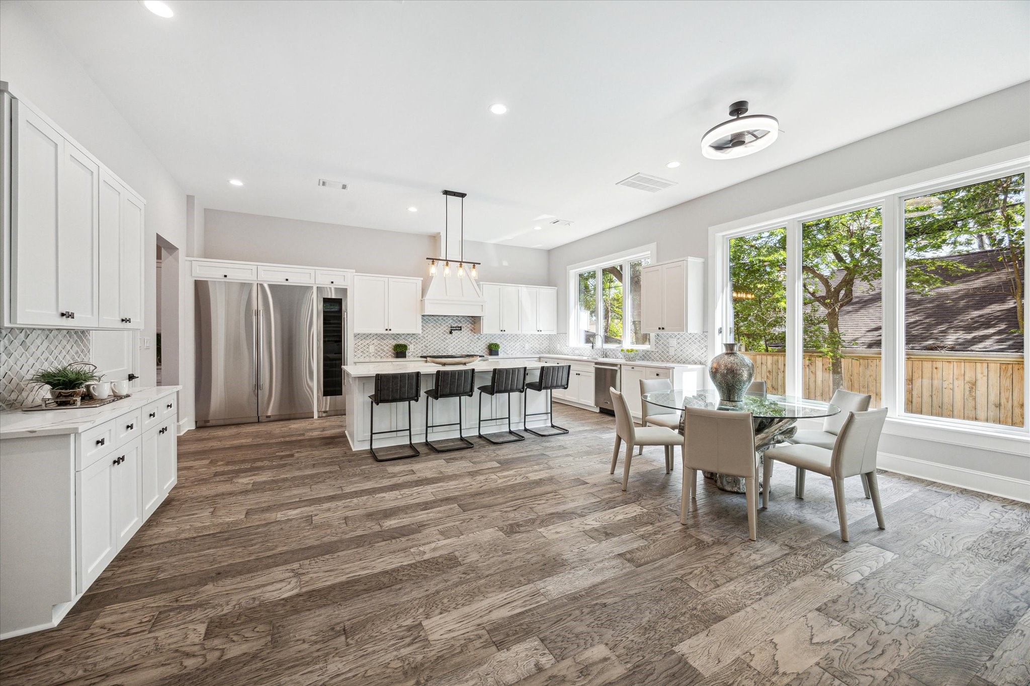 2065 Southgate Boulevard , Houston, TX, 77030 | 98186840 | Realty Texas LLC