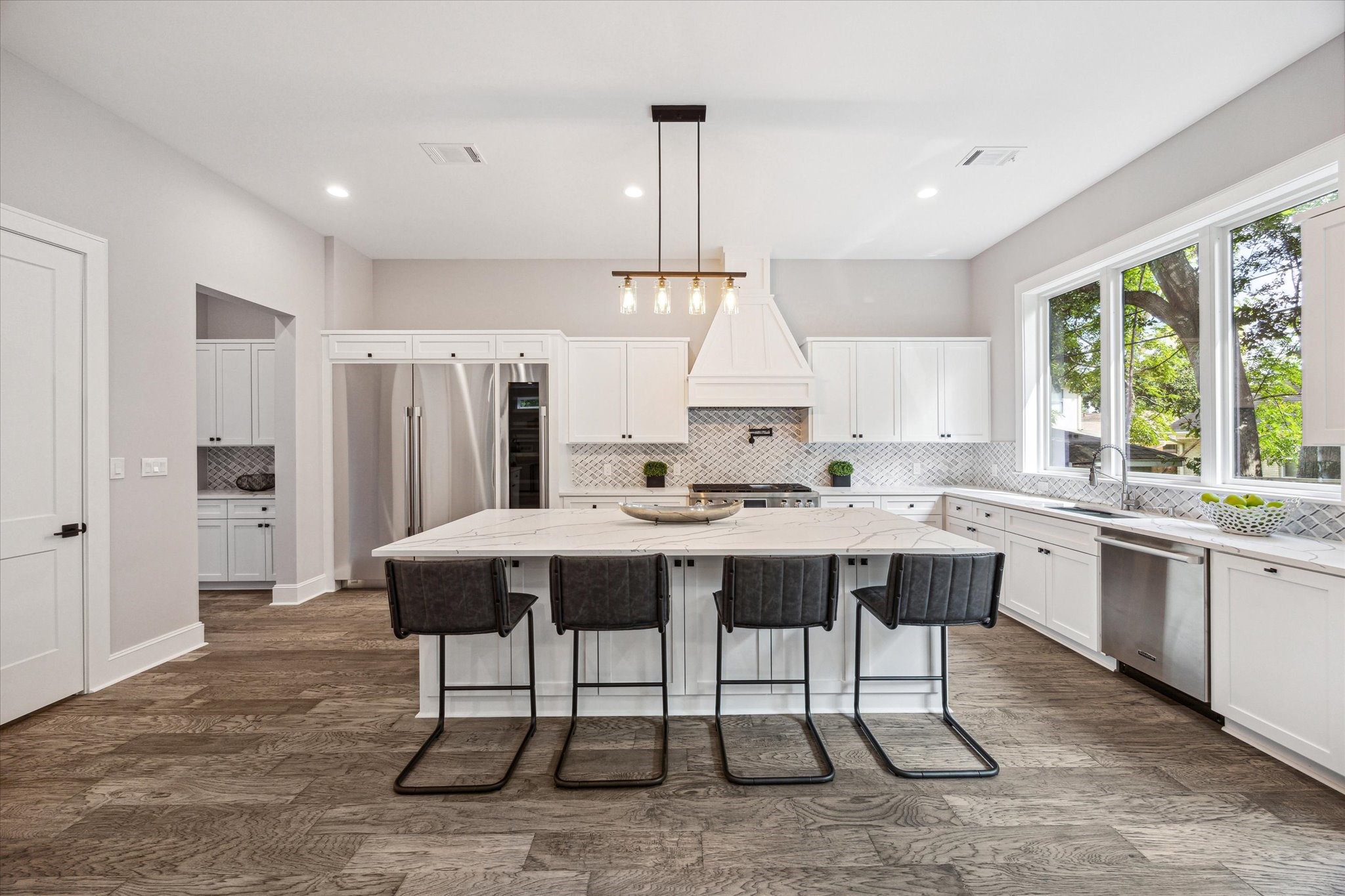 2065 Southgate Boulevard , Houston, TX, 77030 | 98186840 | Realty Texas LLC
