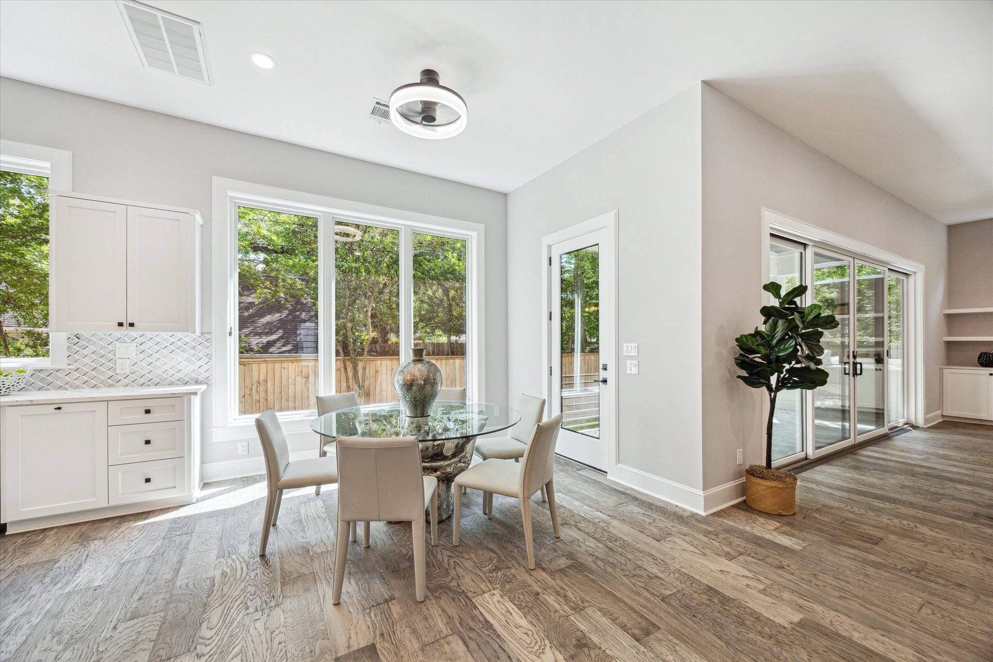 2065 Southgate Boulevard , Houston, TX, 77030 | 98186840 | Realty Texas LLC