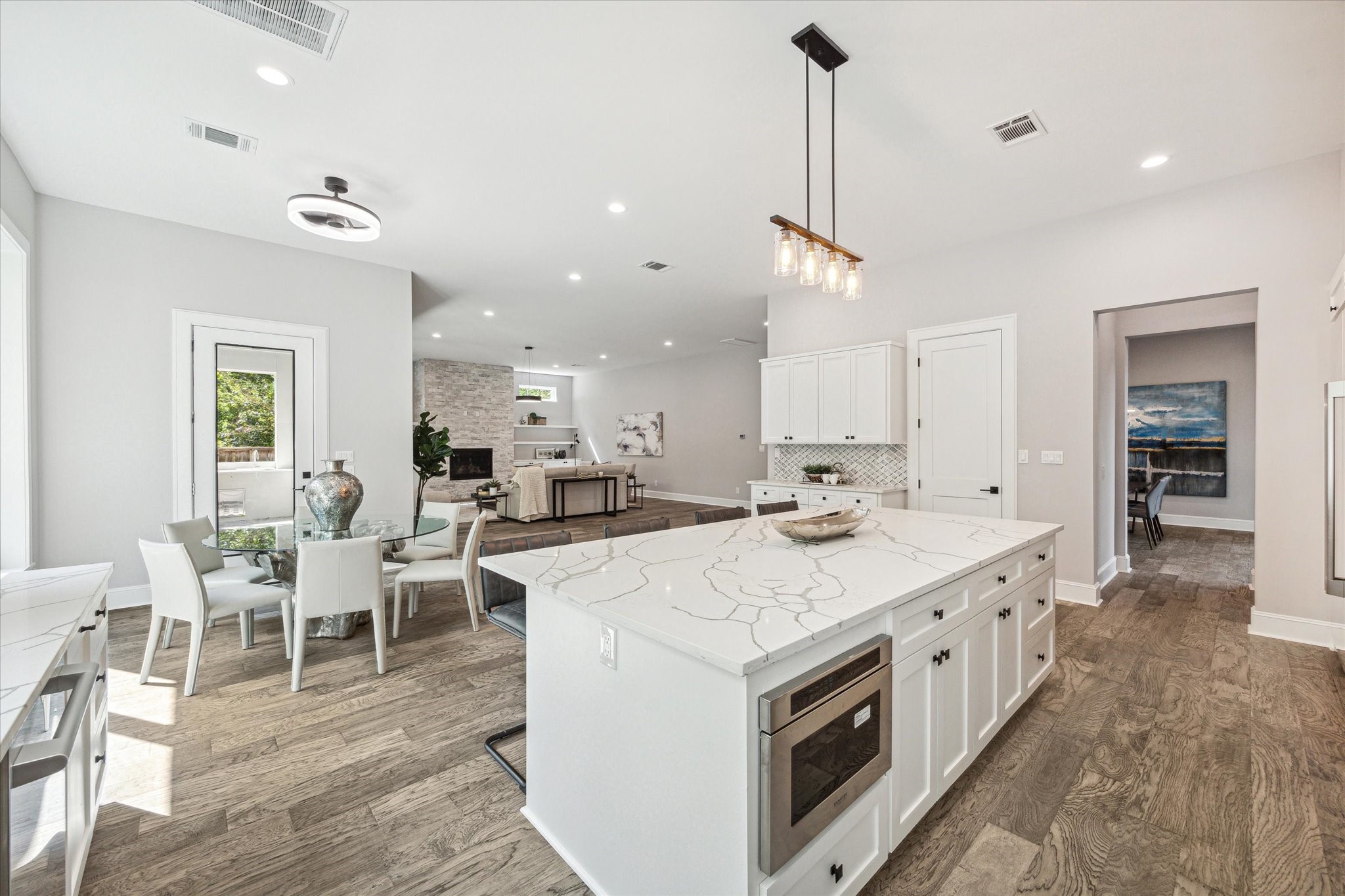 2065 Southgate Boulevard , Houston, TX, 77030 | 98186840 | Realty Texas LLC