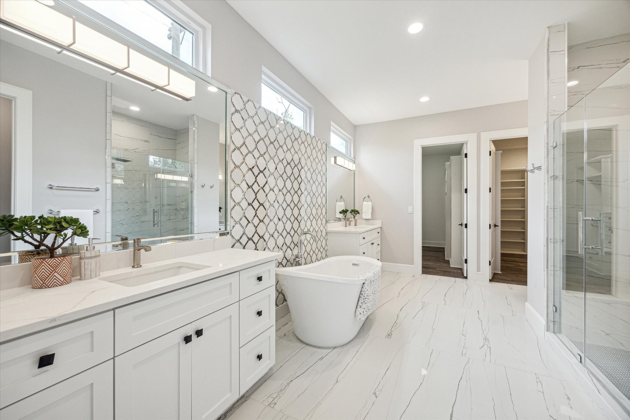 2065 Southgate Boulevard , Houston, TX, 77030 | 98186840 | Realty Texas LLC