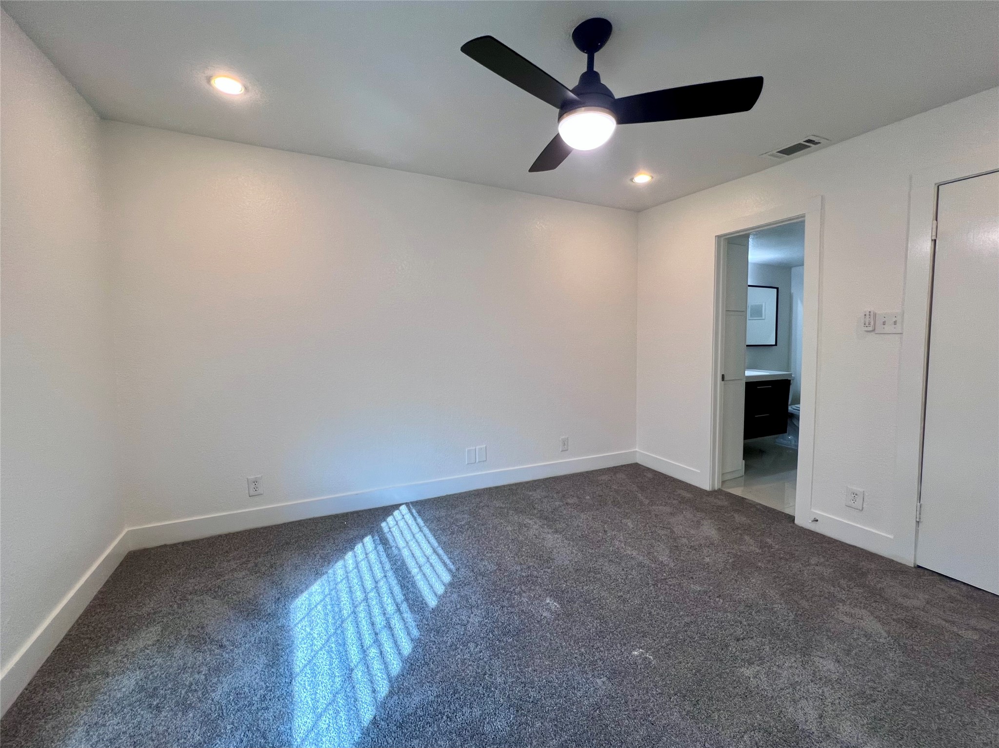 4777 Cedar Springs Road 2C , Dallas, TX, 75219 | 20896769 | Realty Texas LLC