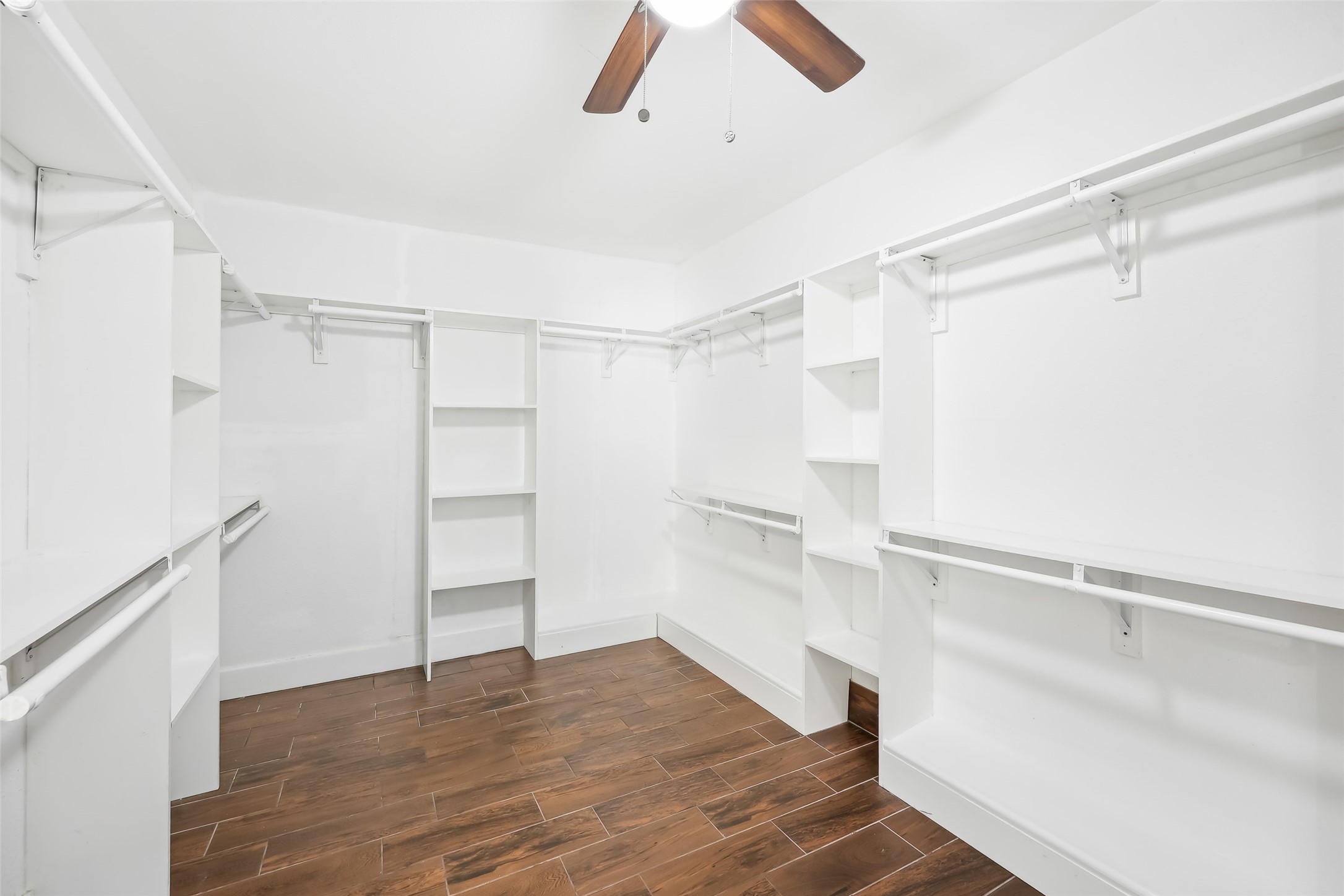 4122 Spokane Street , Irving, TX, 75062 | 20896653 | Realty Texas LLC