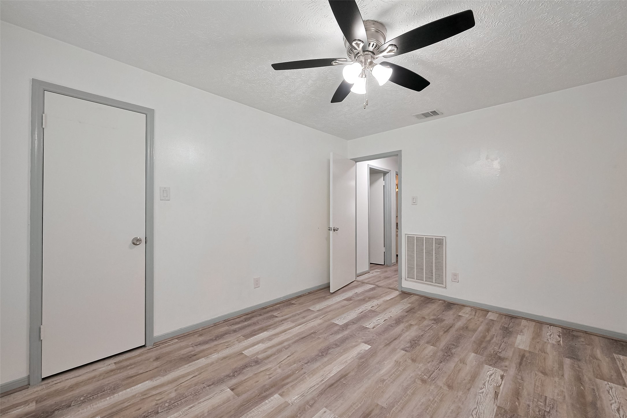 9858 Sageaspen Lane , Houston, TX, 77089 | 34259114 | Realty Texas LLC