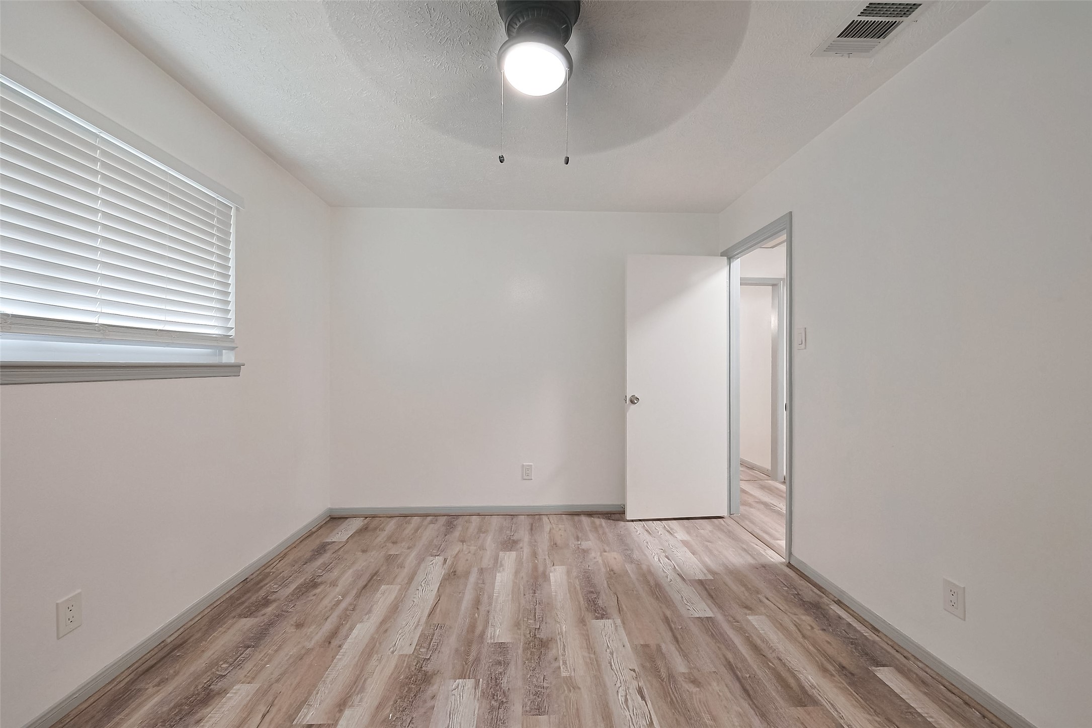 9858 Sageaspen Lane , Houston, TX, 77089 | 34259114 | Realty Texas LLC