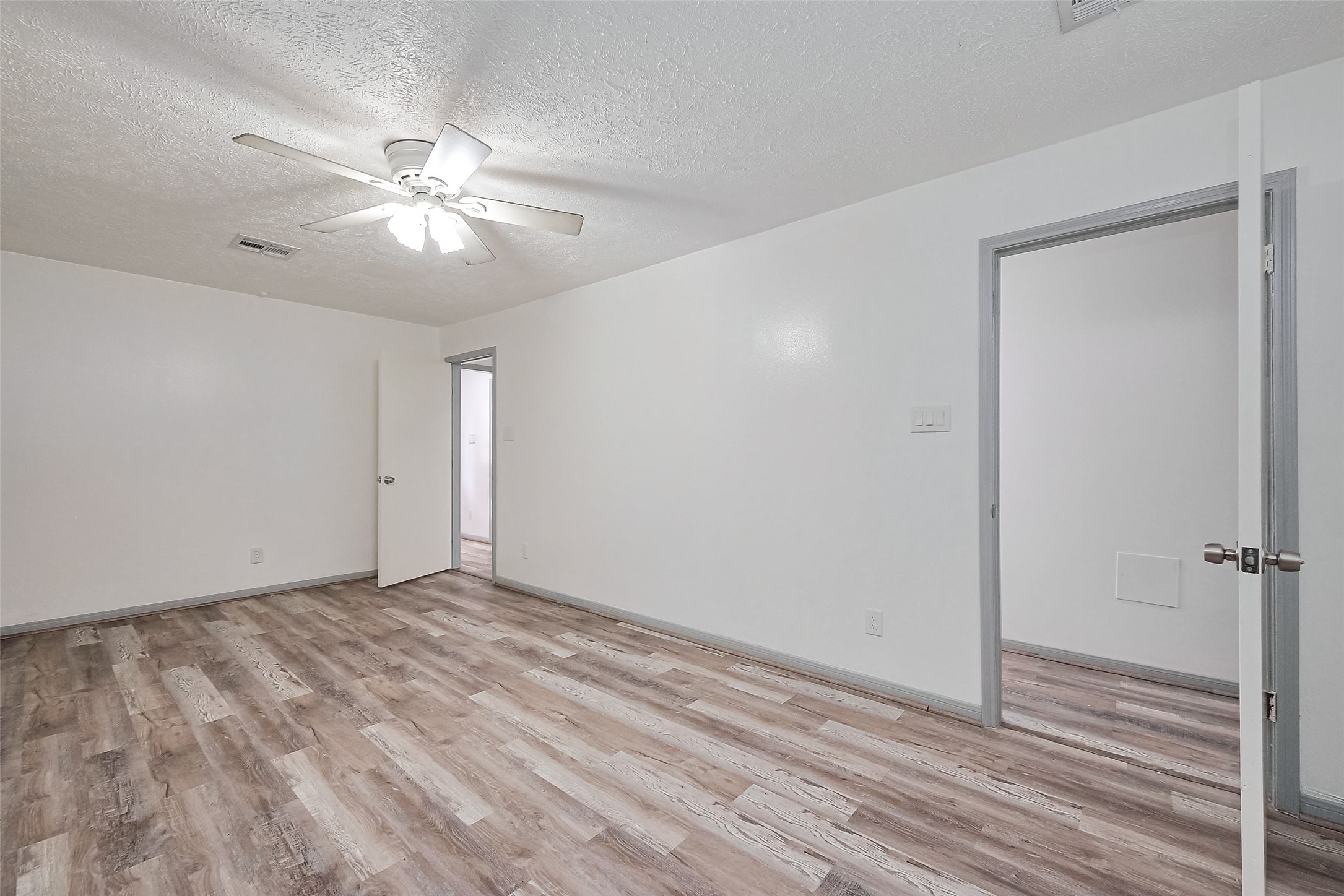 9858 Sageaspen Lane , Houston, TX, 77089 | 34259114 | Realty Texas LLC
