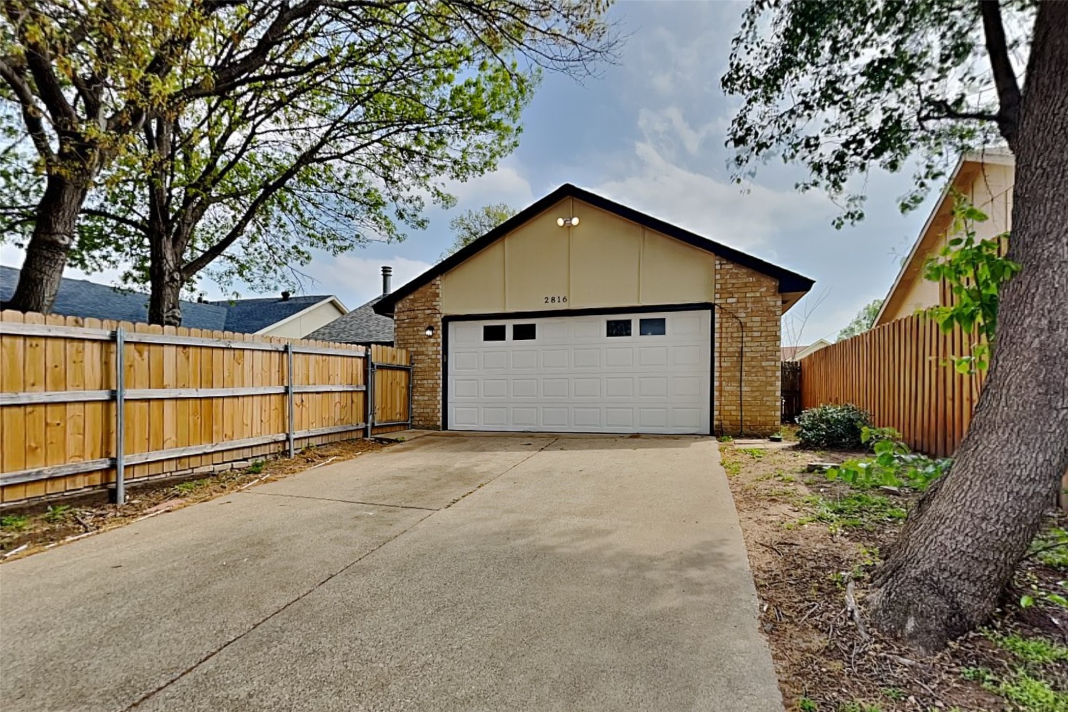 2816 Oxford Lane , Flower Mound, TX, 75028 | 20897656 | Realty Texas LLC