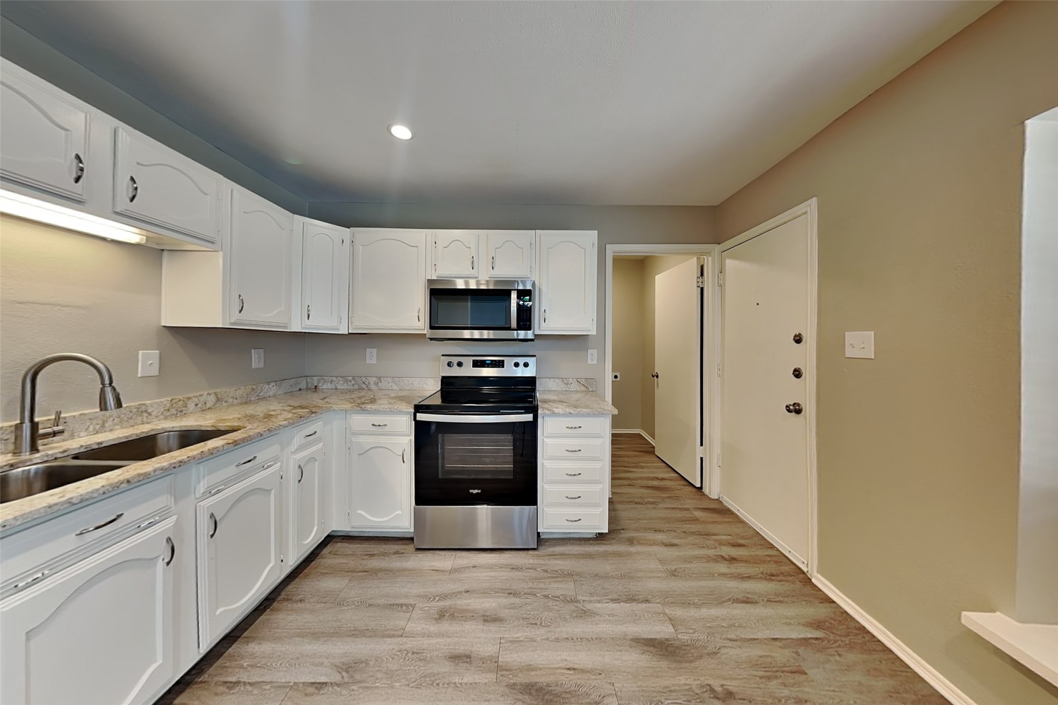 2816 Oxford Lane , Flower Mound, TX, 75028 | 20897656 | Realty Texas LLC