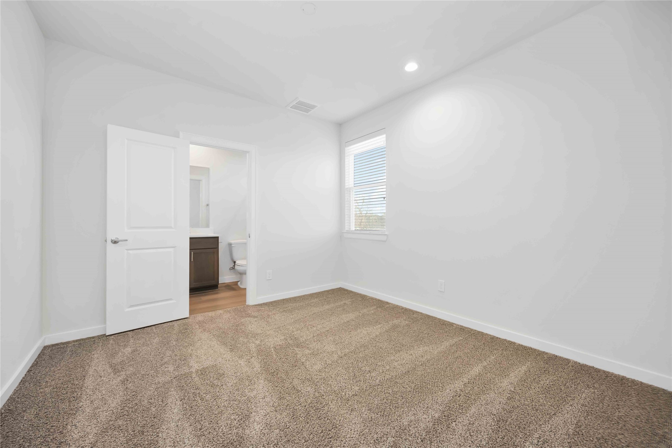 1013 Erin Street R , Houston, TX, 77009 | 91546007 | Realty Texas LLC