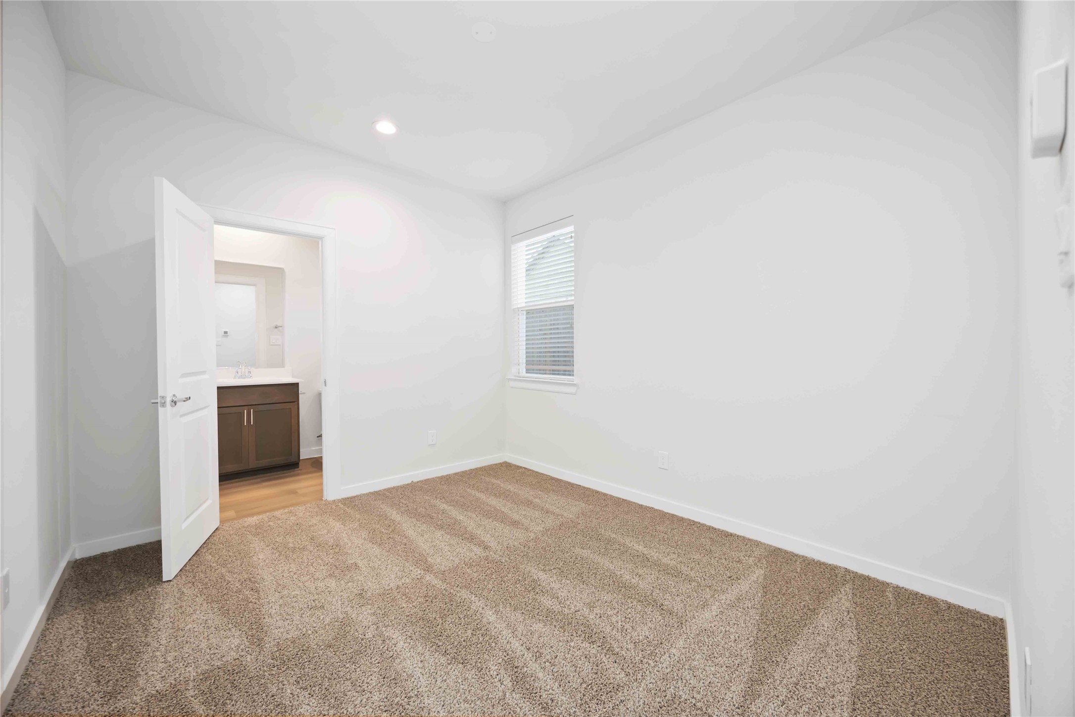 1013 Erin Street R , Houston, TX, 77009 | 91546007 | Realty Texas LLC