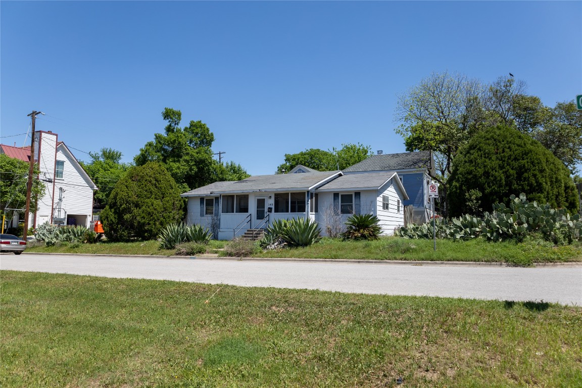 1401 Olander Street , Austin, TX, 78702 | 1309182 | Realty Texas LLC