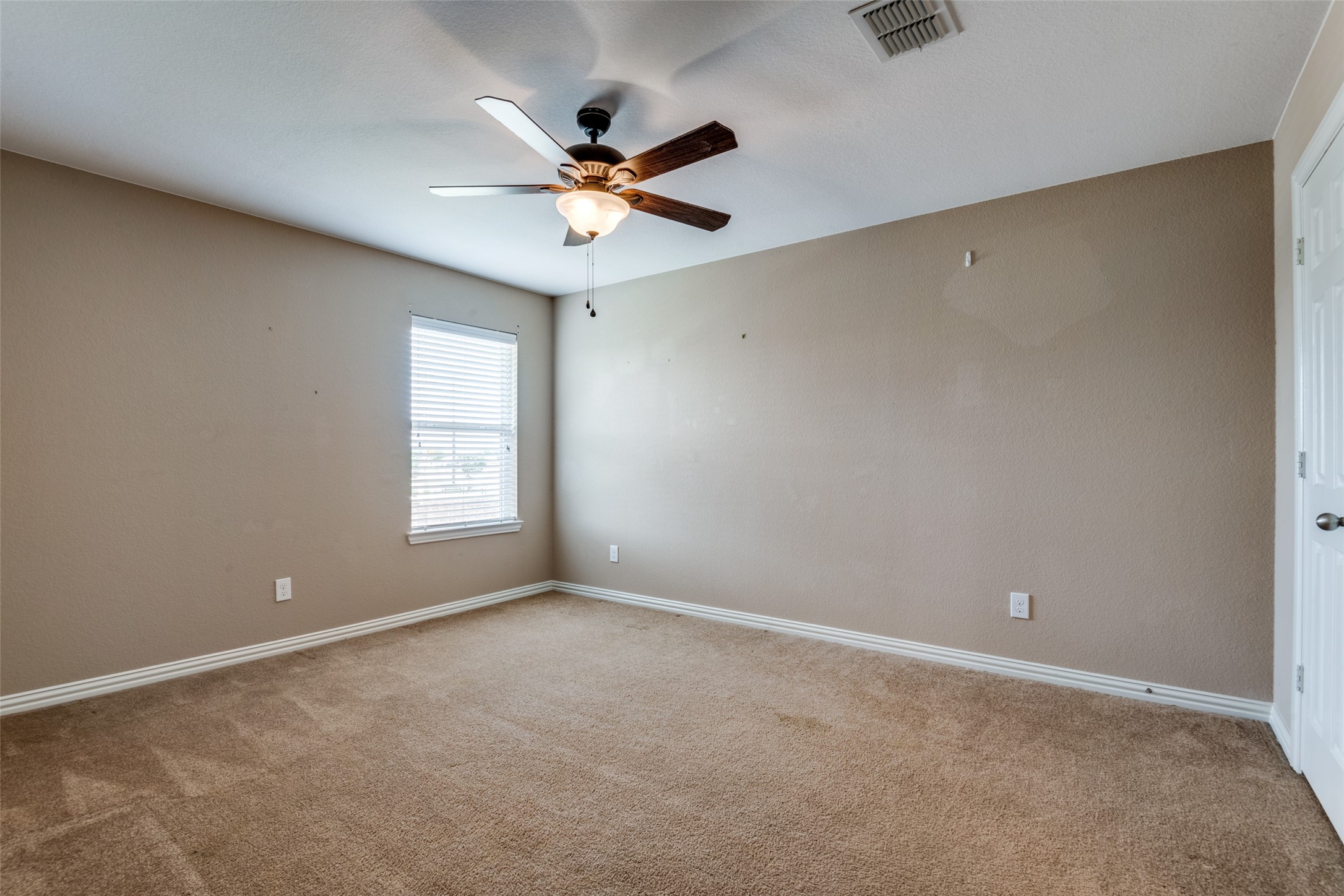 1821 Turtledove Drive , Little Elm, TX, 75068 | 20890865 | Realty Texas LLC