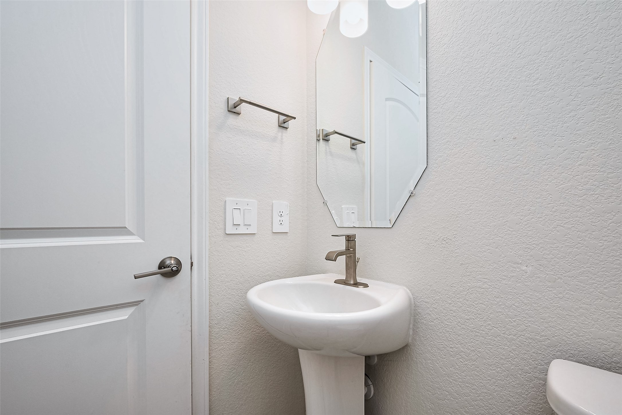 3414 Signor Drive , Houston, TX, 77025 | 98618234 | Realty Texas LLC
