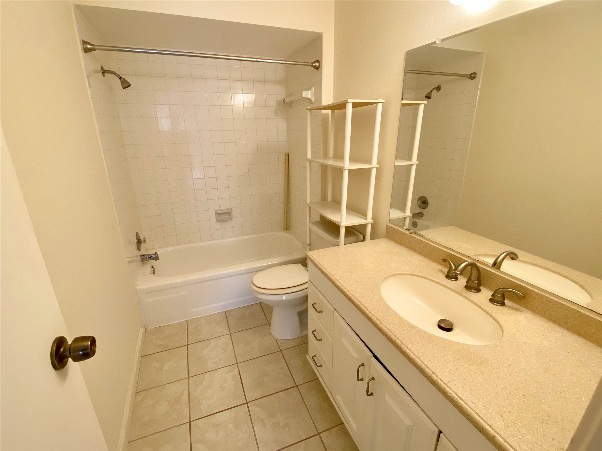 14777 Wunderlich Drive 2404 , Houston, TX, 77069 | 66293682 | Realty Texas LLC