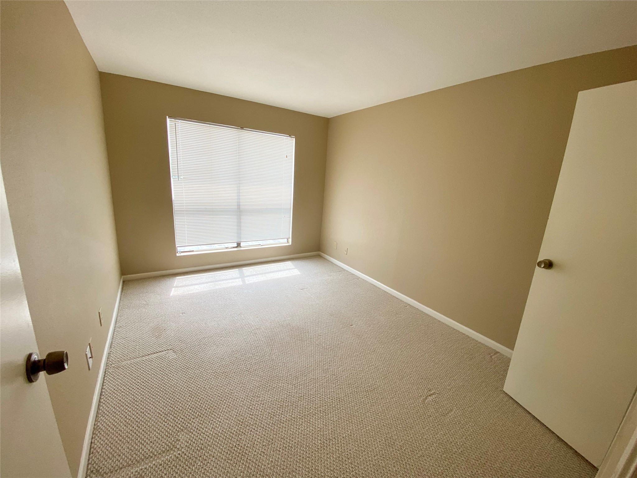 14777 Wunderlich Drive 2404 , Houston, TX, 77069 | 66293682 | Realty Texas LLC