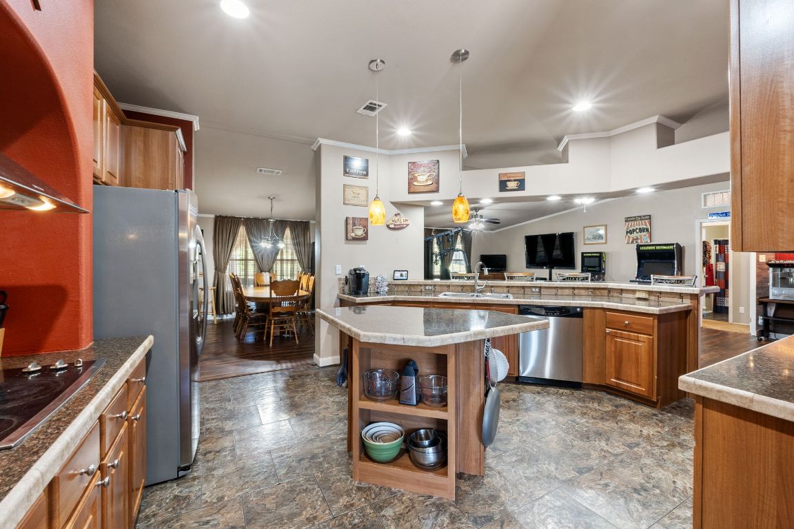 118 Hillcrest Drive , Bastrop, TX, 78602 | 1394270 | Realty Texas LLC