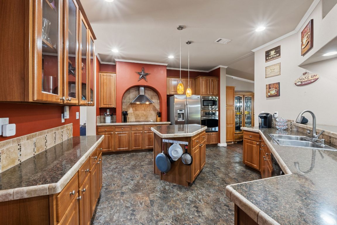 118 Hillcrest Drive , Bastrop, TX, 78602 | 1394270 | Realty Texas LLC