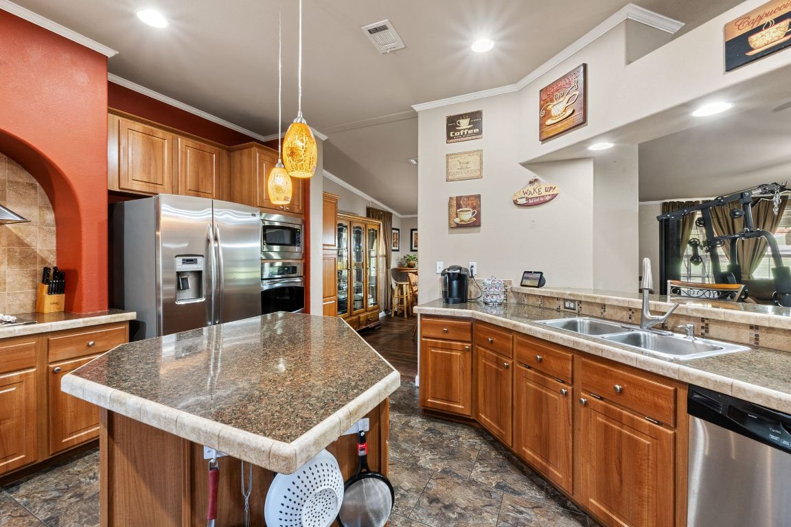 118 Hillcrest Drive , Bastrop, TX, 78602 | 1394270 | Realty Texas LLC