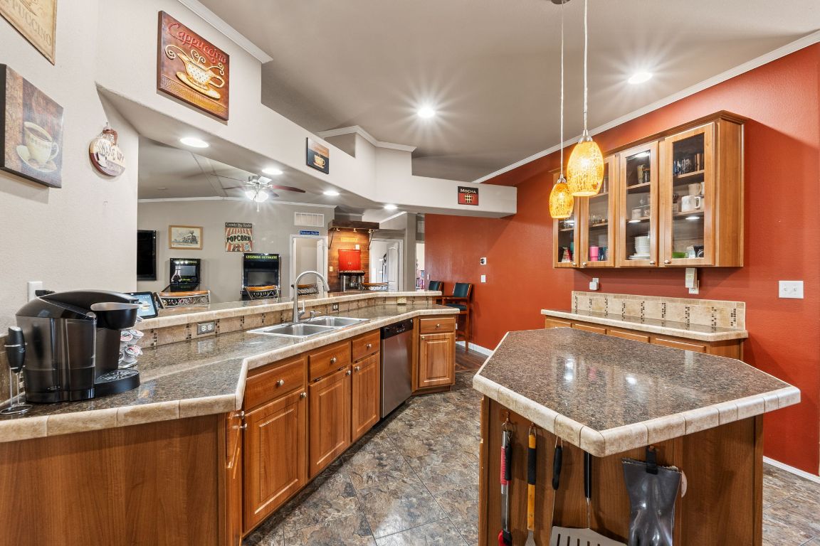 118 Hillcrest Drive , Bastrop, TX, 78602 | 1394270 | Realty Texas LLC