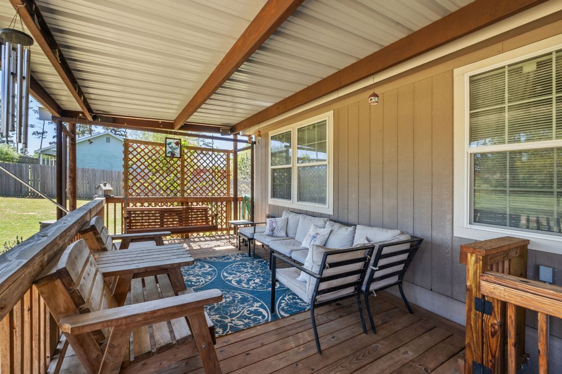 118 Hillcrest Drive , Bastrop, TX, 78602 | 1394270 | Realty Texas LLC