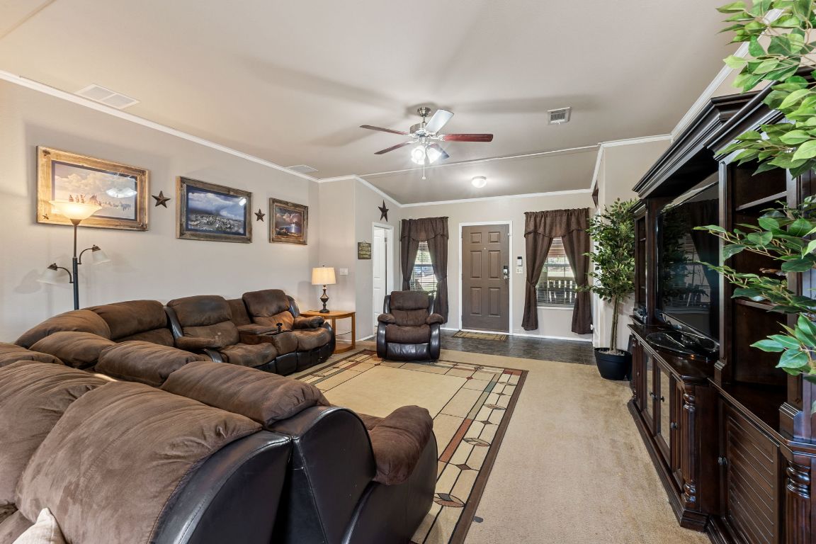 118 Hillcrest Drive , Bastrop, TX, 78602 | 1394270 | Realty Texas LLC