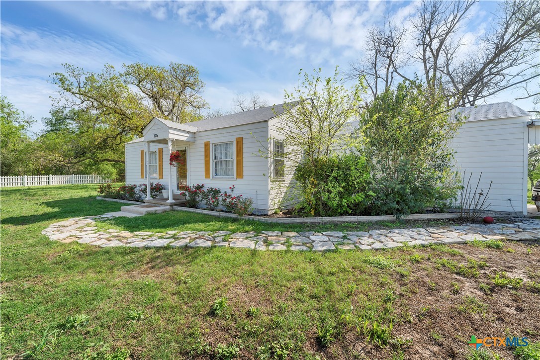 105 NW RIVER Road , Martindale, TX, 78655 | 576115 | Realty Texas LLC