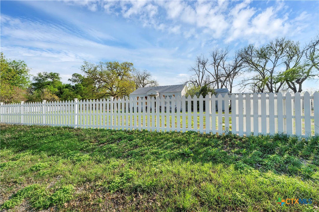 105 NW RIVER Road , Martindale, TX, 78655 | 576115 | Realty Texas LLC