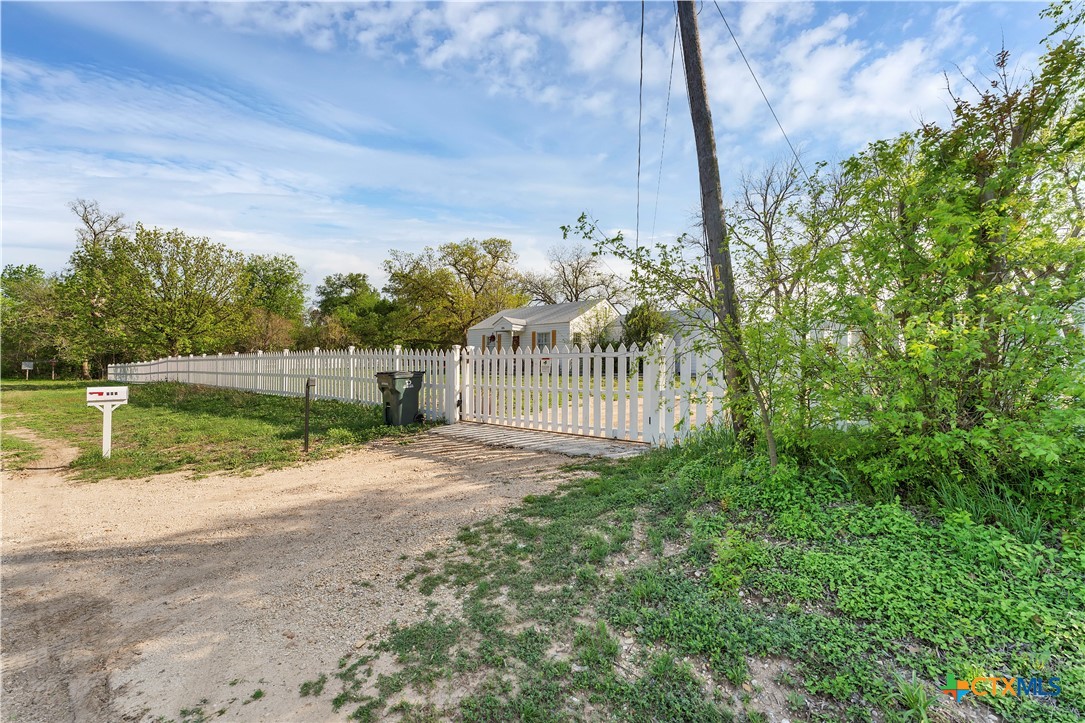 105 NW RIVER Road , Martindale, TX, 78655 | 576115 | Realty Texas LLC