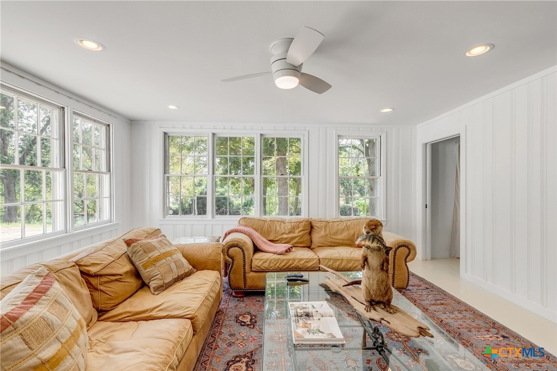 105 NW RIVER Road , Martindale, TX, 78655 | 576115 | Realty Texas LLC