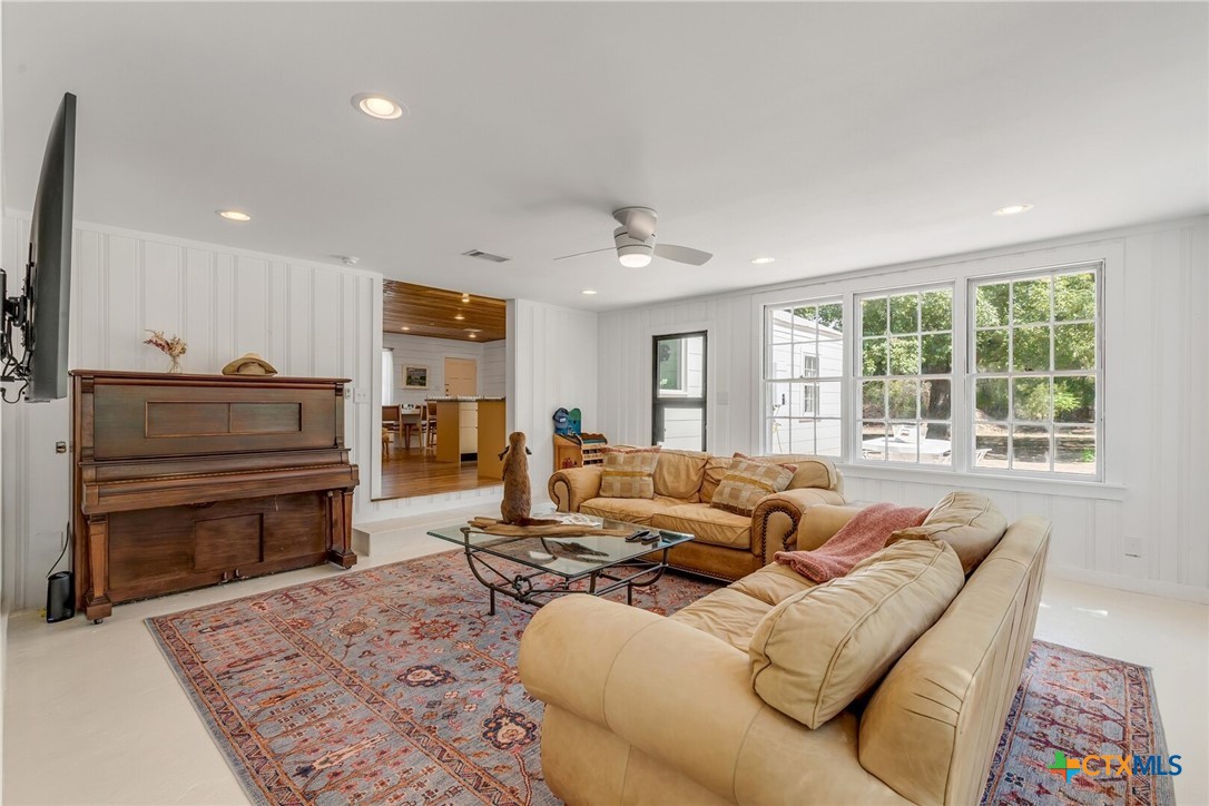 105 NW RIVER Road , Martindale, TX, 78655 | 576115 | Realty Texas LLC