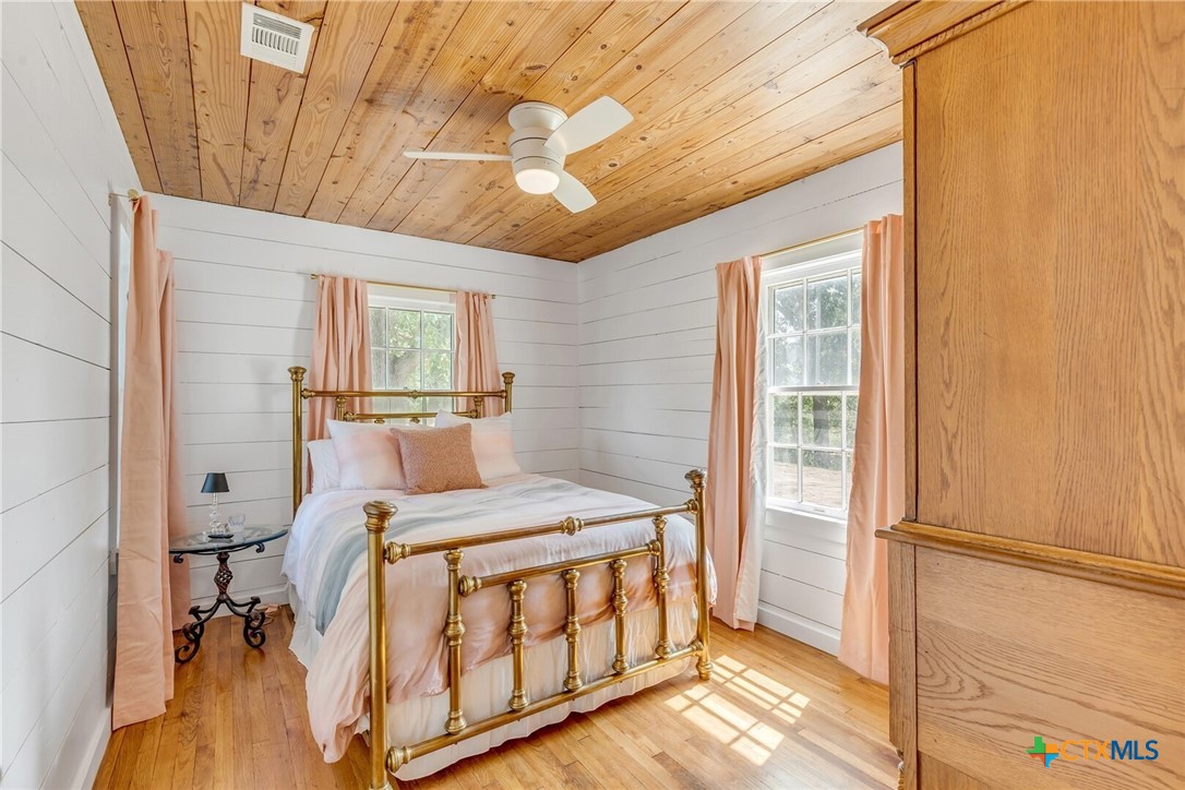 105 NW RIVER Road , Martindale, TX, 78655 | 576115 | Realty Texas LLC