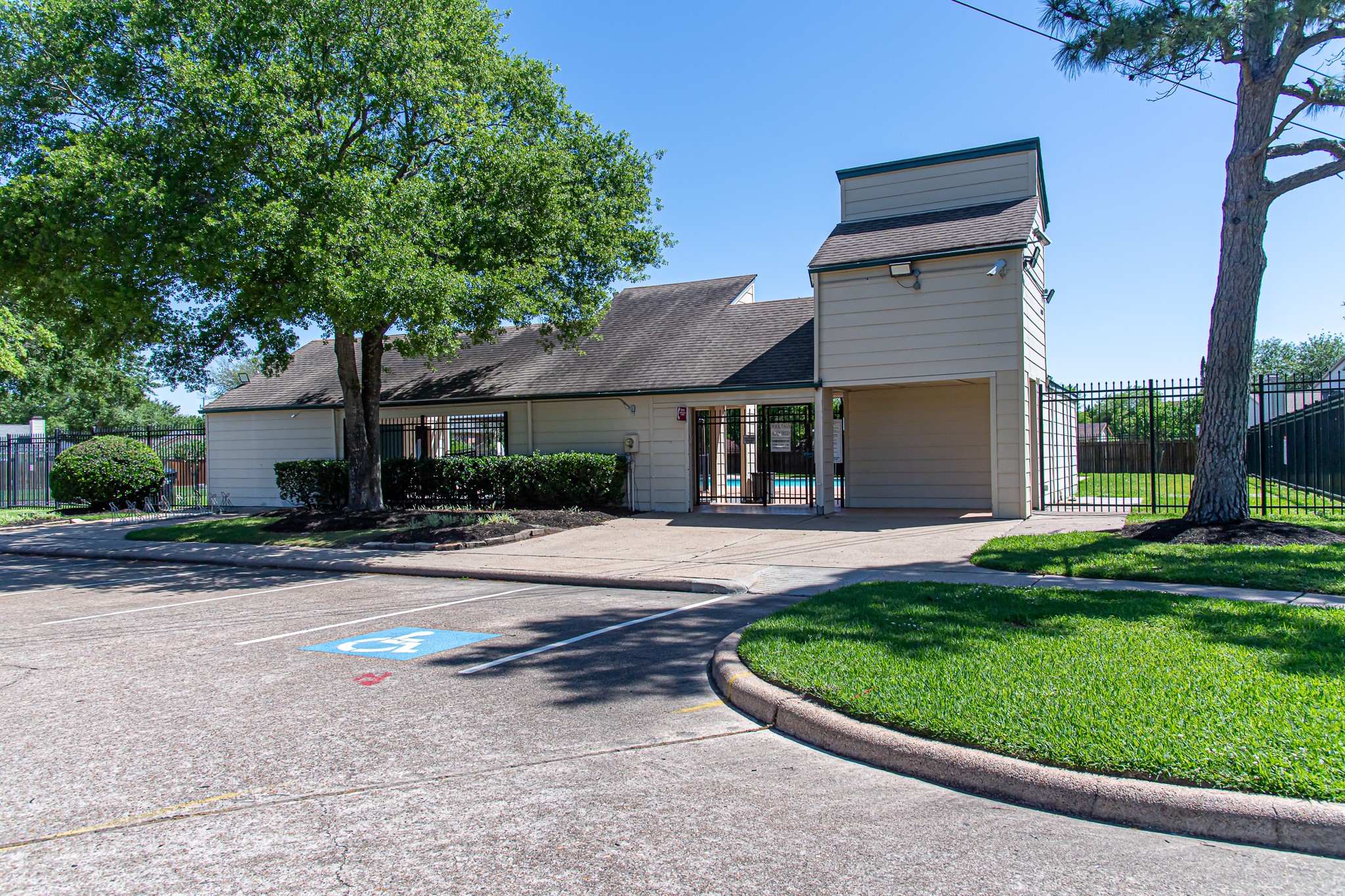 13602 N Terrace Creek Circle , Houston, TX, 77014 | 69700942 | Realty Texas LLC
