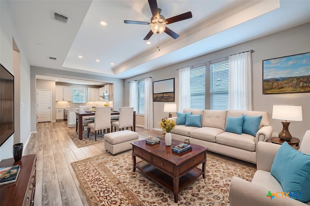 Under Contract: 805 Saratoga Lane Blog Image Banner