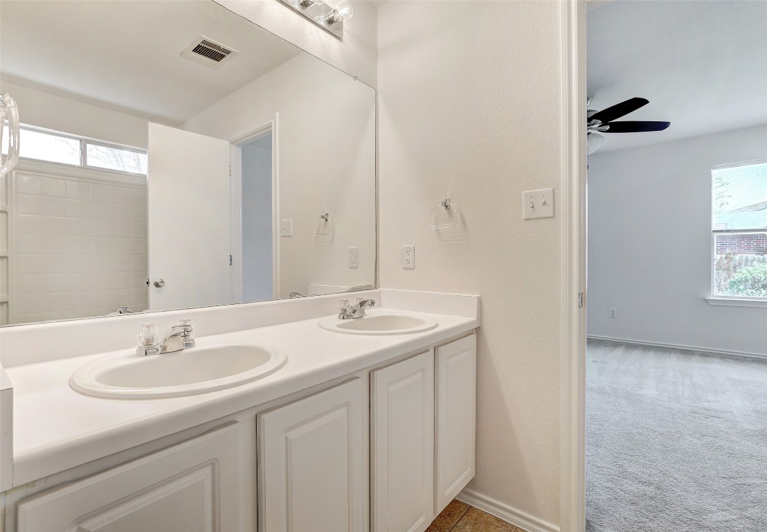 208 Indian Meadow Drive , Georgetown, TX, 78626 | 2475721 | Realty Texas LLC
