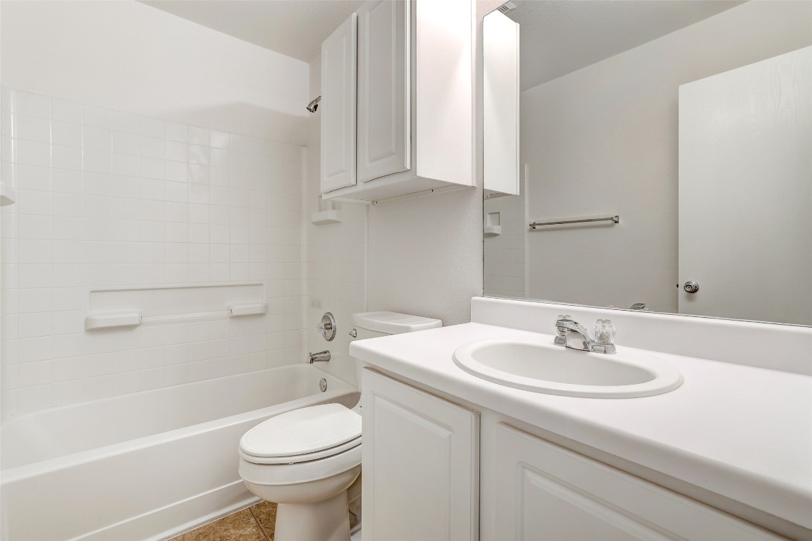 208 Indian Meadow Drive , Georgetown, TX, 78626 | 2475721 | Realty Texas LLC