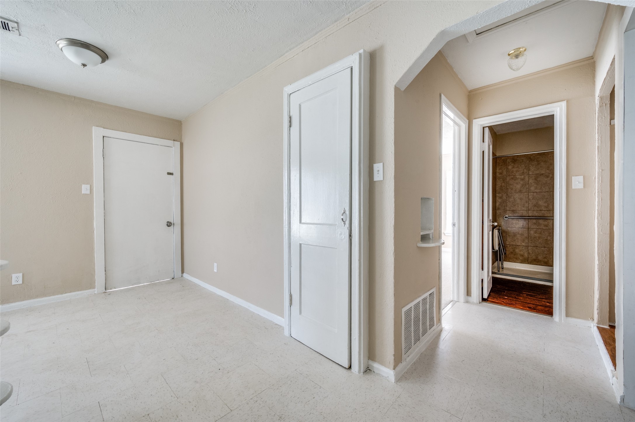 108 S Westmoreland Road , Dallas, TX, 75211 | 20899457 | Realty Texas LLC