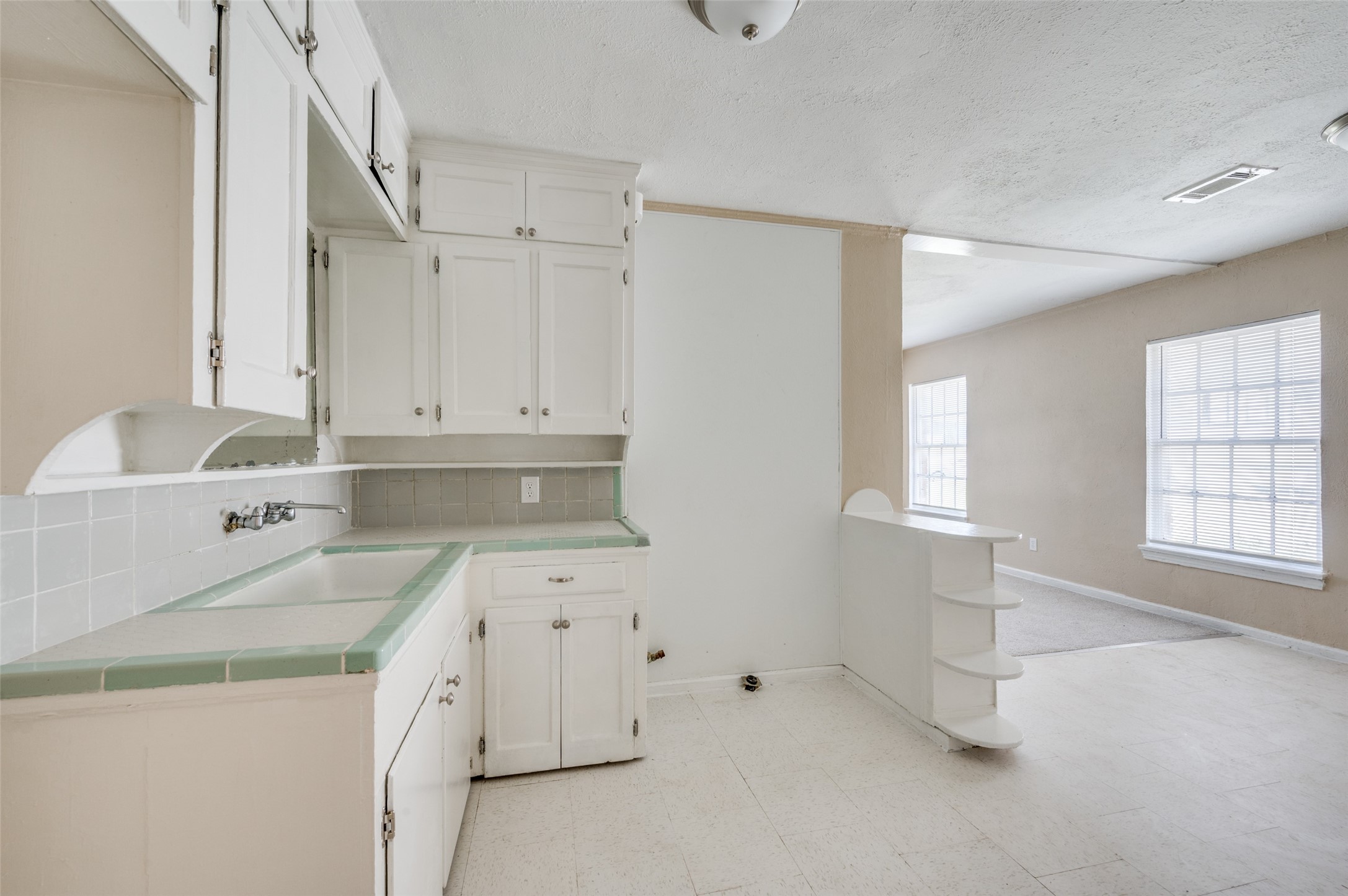 108 S Westmoreland Road , Dallas, TX, 75211 | 20899457 | Realty Texas LLC