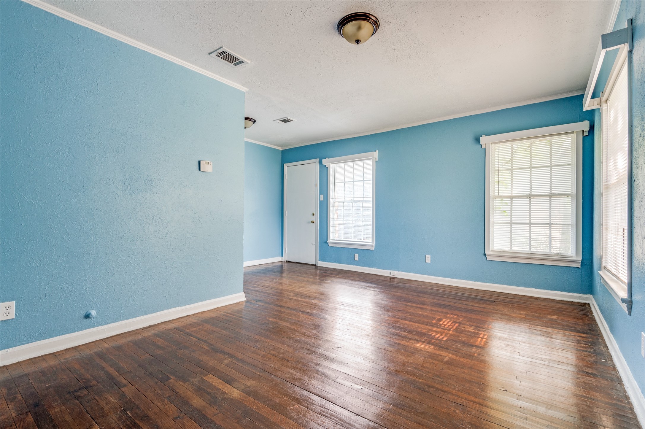108 S Westmoreland Road , Dallas, TX, 75211 | 20899457 | Realty Texas LLC