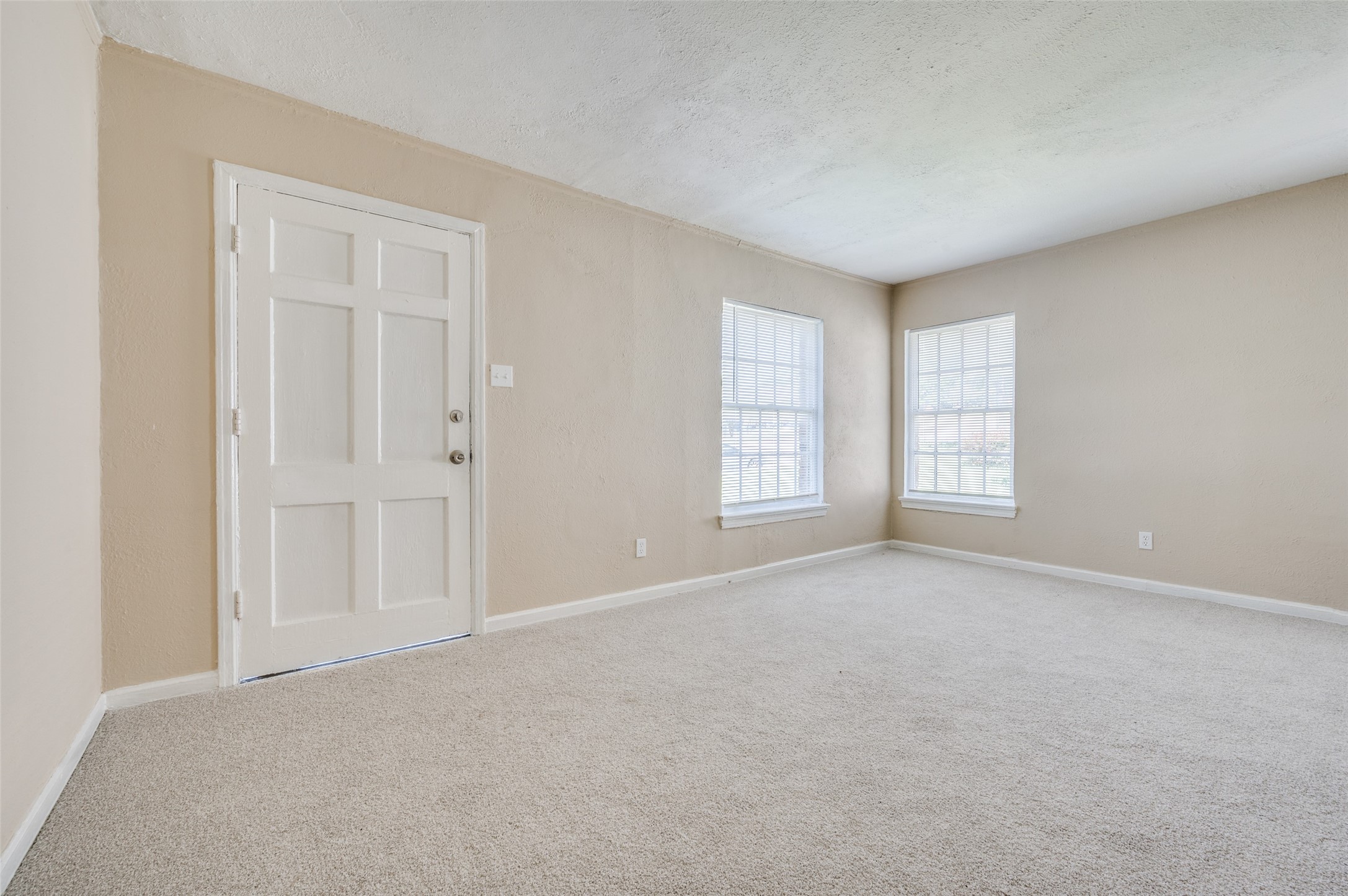 108 S Westmoreland Road , Dallas, TX, 75211 | 20899457 | Realty Texas LLC