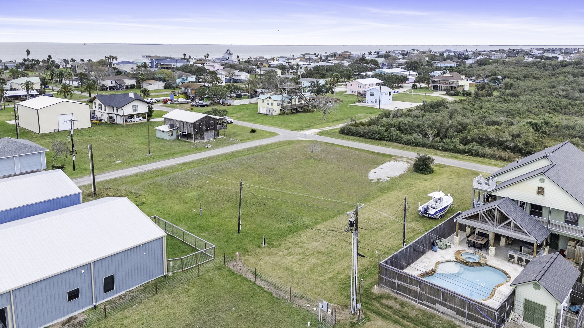 302 Tyler , Port O Connor, TX, 77982 | 39512518 | Realty Texas LLC