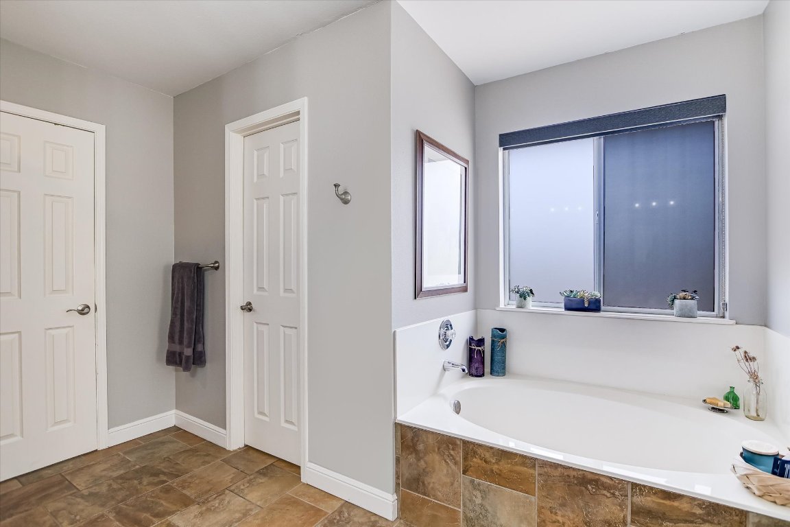 8007 Davis Mountain Cove , Austin, TX, 78726 | 9515259 | Realty Texas LLC