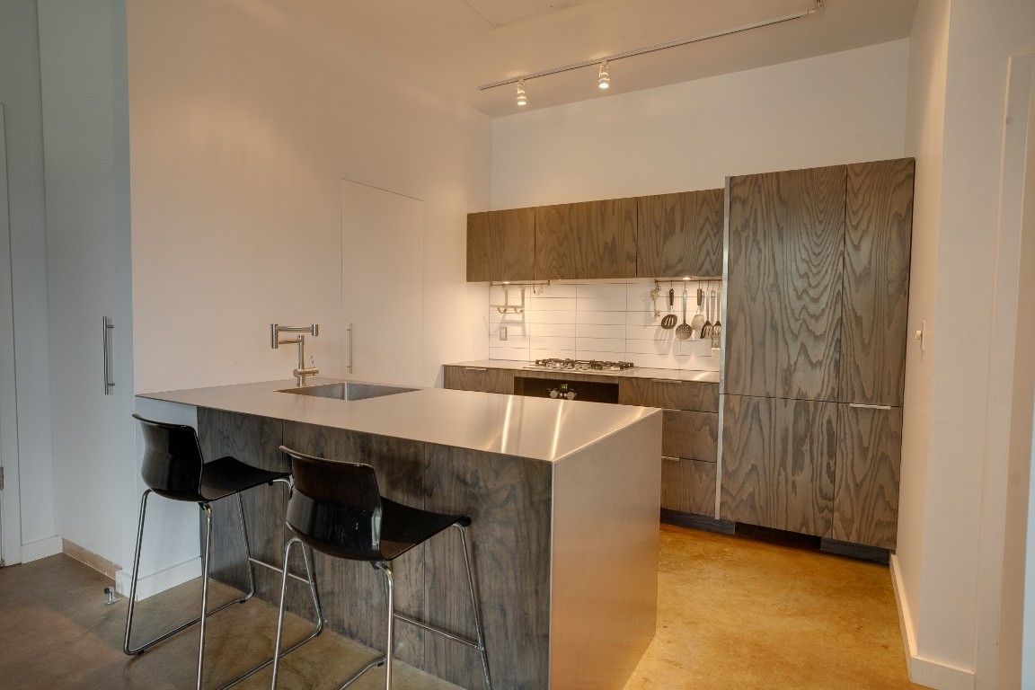 2401 E 6th Street 6090 , Austin, TX, 78702 | 3970499 | Realty Texas LLC