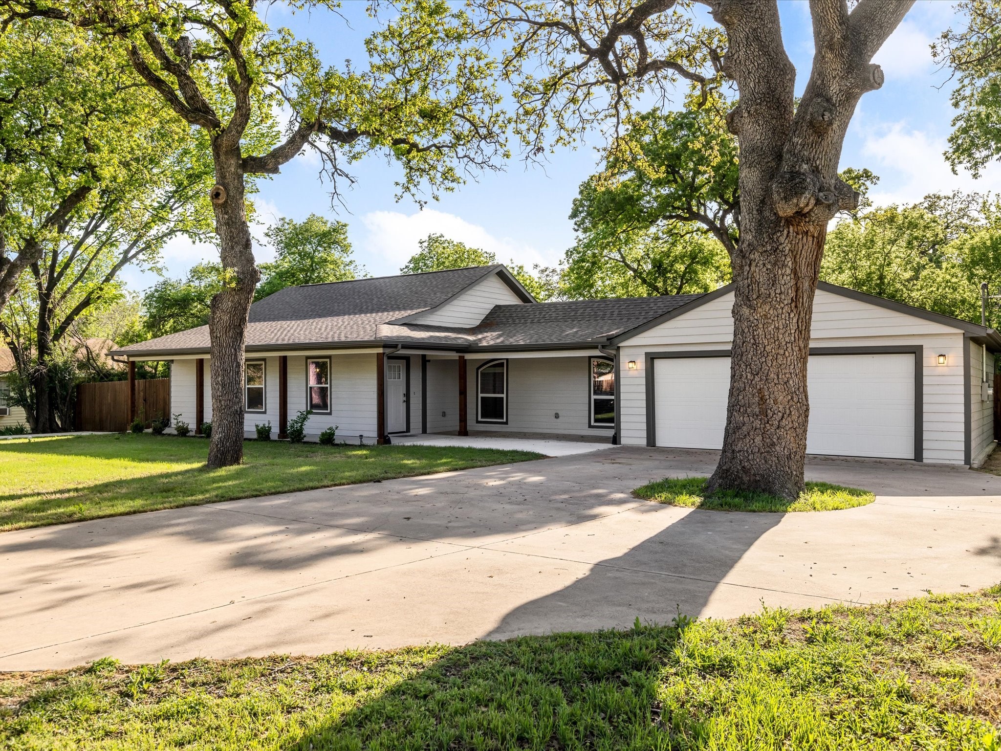 2705 Haley Avenue , Haltom City, TX, 76117 | 20900448 | Realty Texas LLC