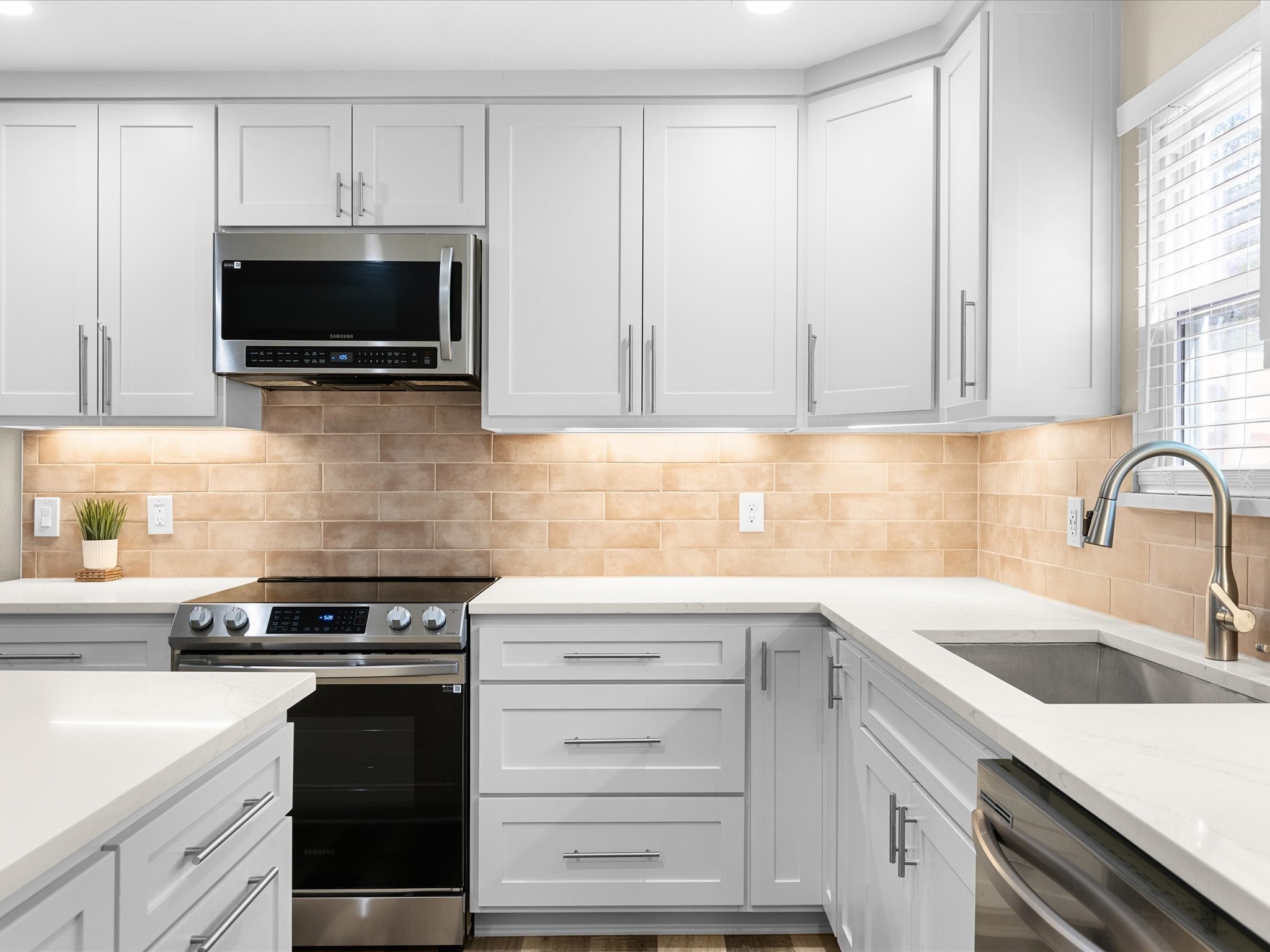 2705 Haley Avenue , Haltom City, TX, 76117 | 20900448 | Realty Texas LLC