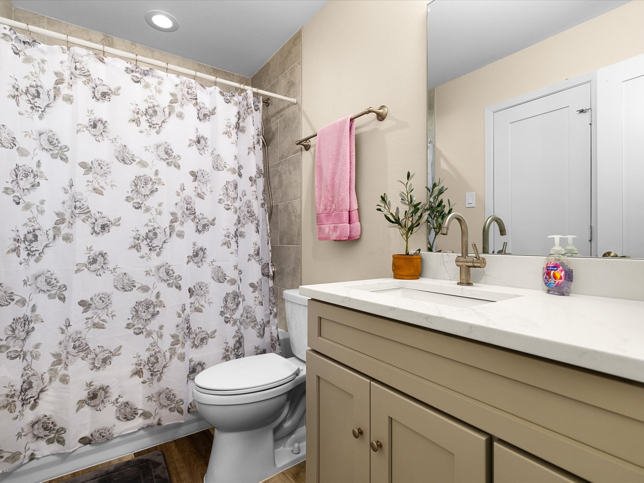 2705 Haley Avenue , Haltom City, TX, 76117 | 20900448 | Realty Texas LLC