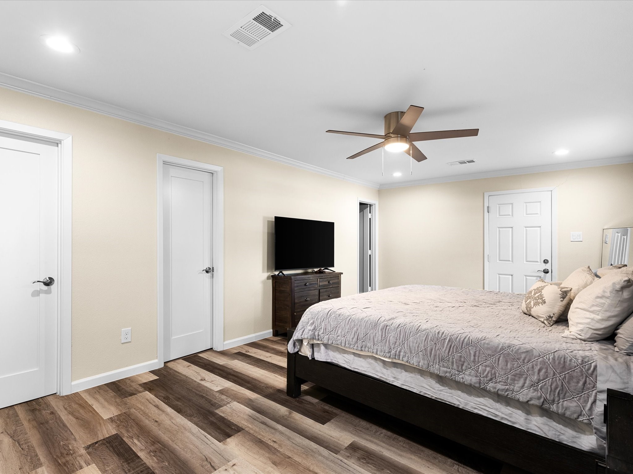 2705 Haley Avenue , Haltom City, TX, 76117 | 20900448 | Realty Texas LLC